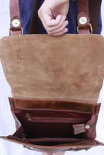 Load image into Gallery viewer, Two-Way Vintage Backpack