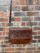 Load image into Gallery viewer, &quot;Susanna&quot; Purse