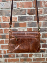 Load image into Gallery viewer, &quot;Susanna&quot; Purse
