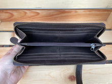 Load image into Gallery viewer, The &quot;Houlden&quot; Wallet