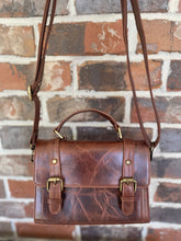 Load image into Gallery viewer, New Handle Purse