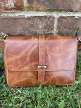 Load image into Gallery viewer, "April" Purse