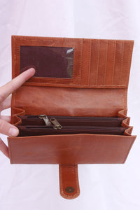 Snap leather wallet