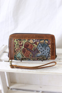 Embroidered wallet