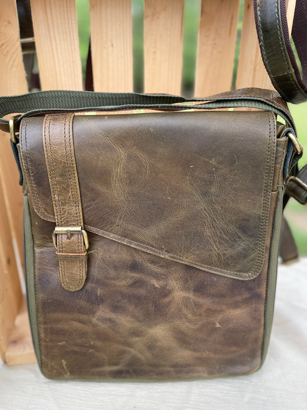 Expanding Satchel